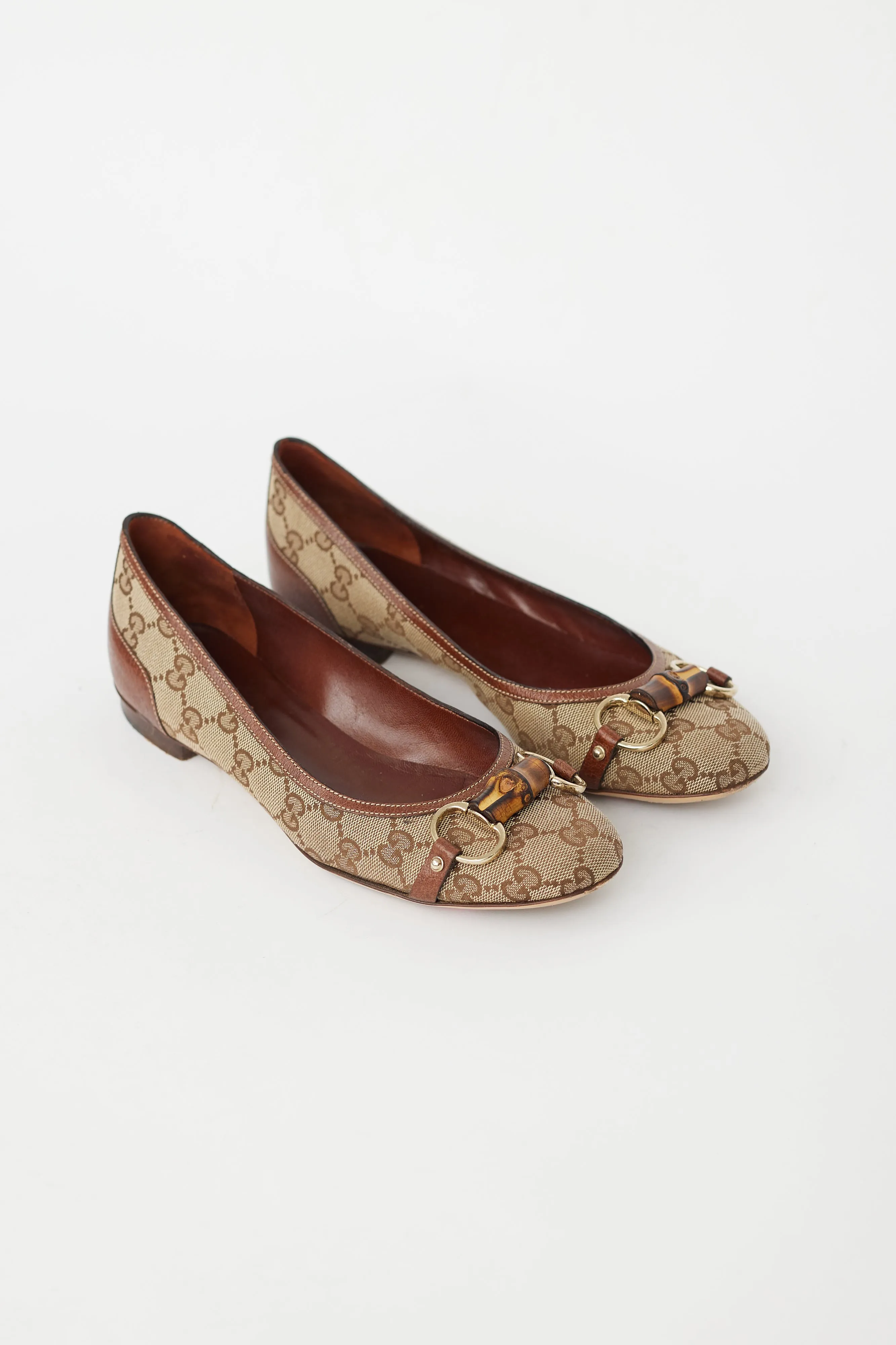 Beige GG Supreme Monogram Bamboo Flat